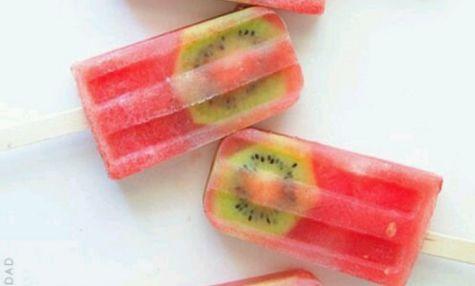 小黑妹吃瓜  第2张